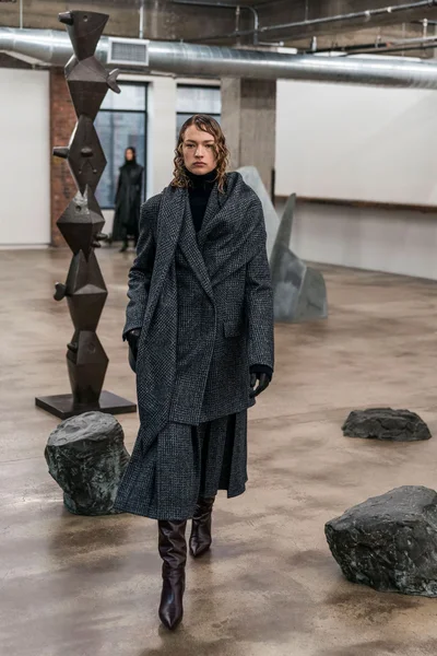 Look 20